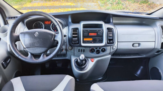 Finansowanie Transport pasażerów Renault Trafic 2014