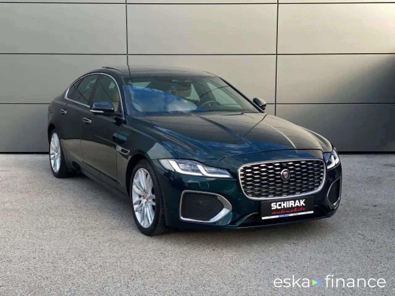 Leasing Sedan Jaguar XF 2021