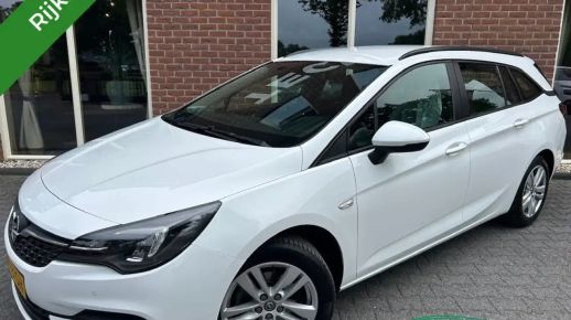 Opel Astra 2021