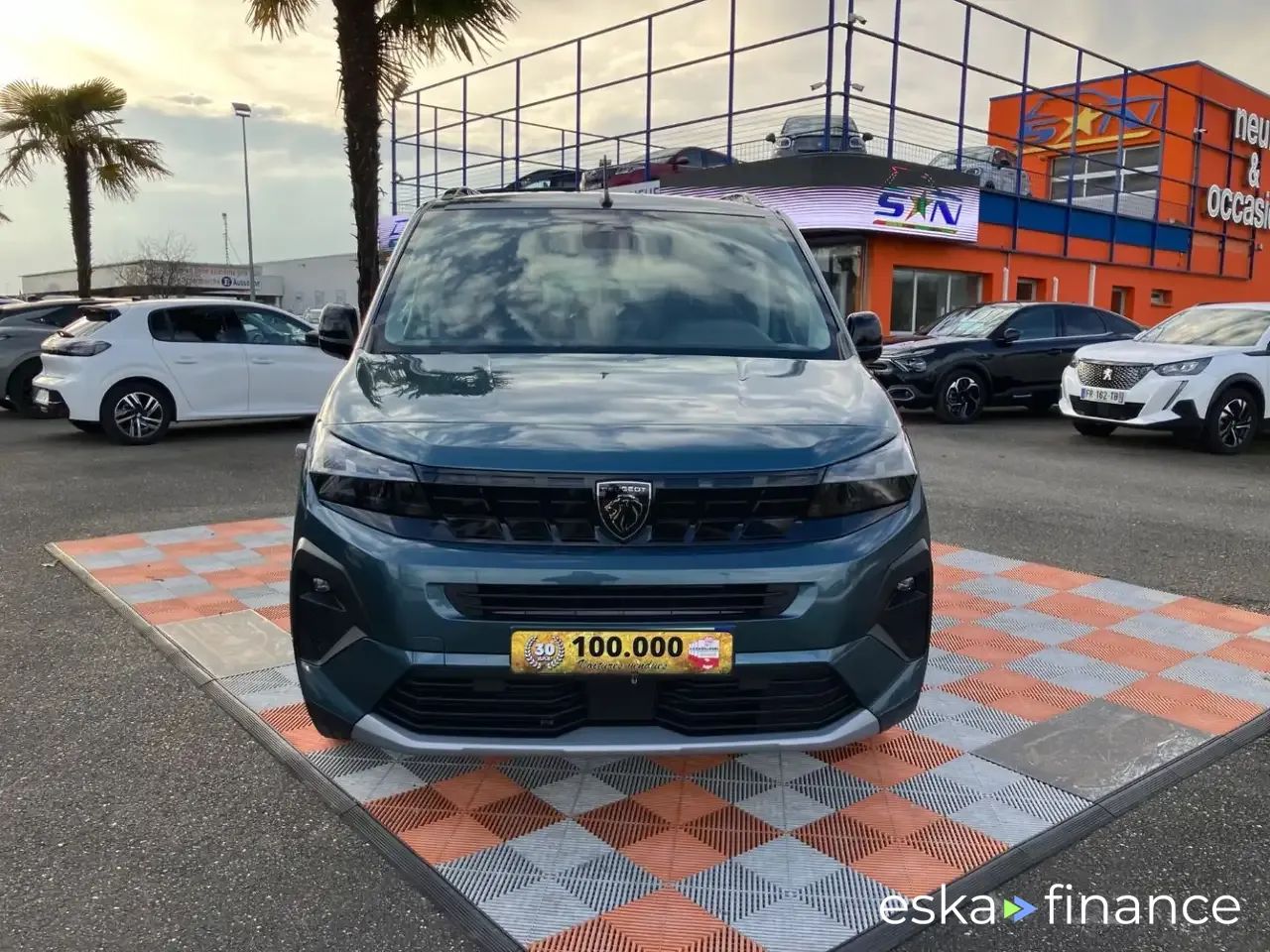 Leasing Sedan Peugeot Rifter 2025
