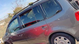 Financování Hatchback Volkswagen Touran 2011