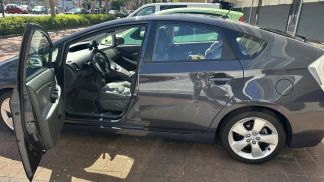 Lízing Sedan Toyota Prius 2010
