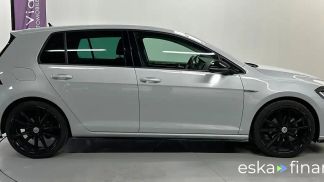 Leasing Sedan Volkswagen Golf 2017