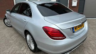 Lízing Sedan MERCEDES C 180 2015