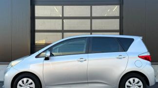 Lízing Hatchback Toyota Verso-S 2012