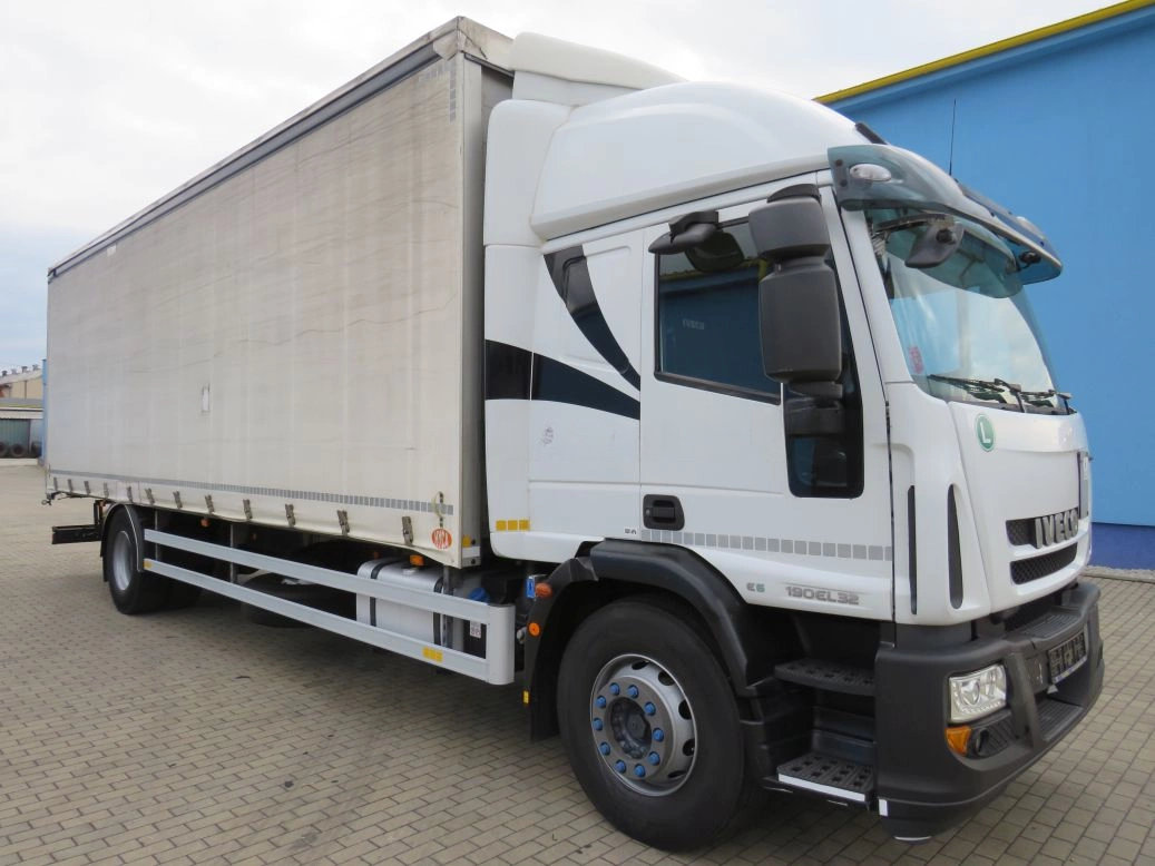 Special truck Iveco 190EL32 2015