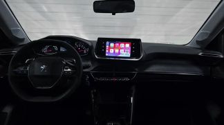 Lízing Sedan Peugeot 208 2025