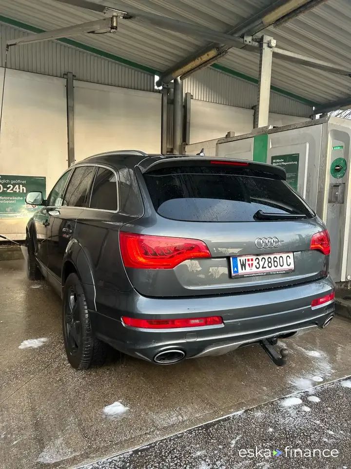 Lízing SUV Audi Q7 2014