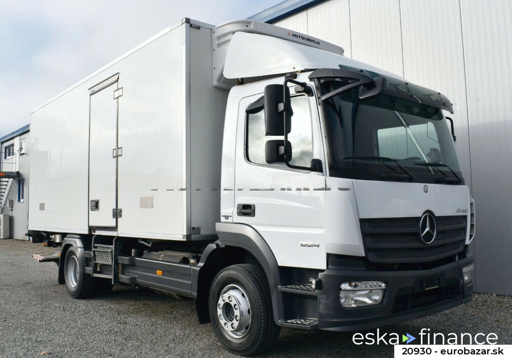 Lízing Špeciálny nákladiak Mercedes-Benz Atego 2014