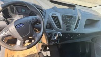 Lízing Hatchback Ford Transit 2014