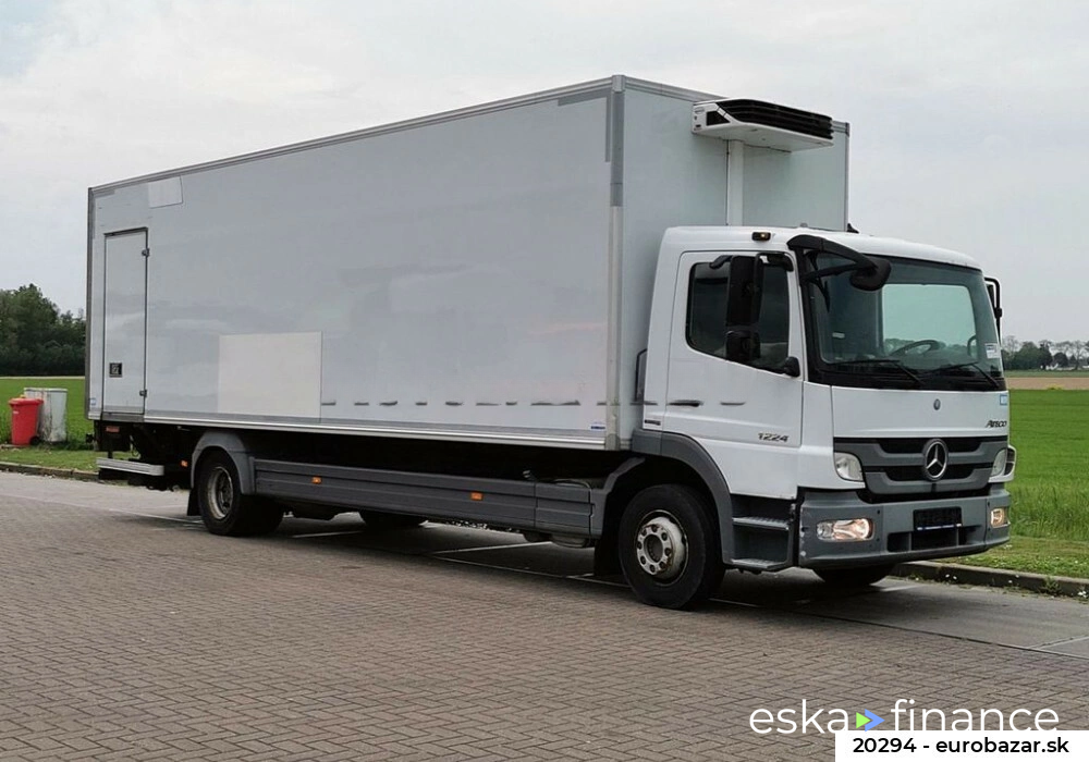 Specjalna ciężarówka Mercedes-Benz ATEGO 1224 2012