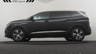 Lízing Hatchback Peugeot 5008 2020