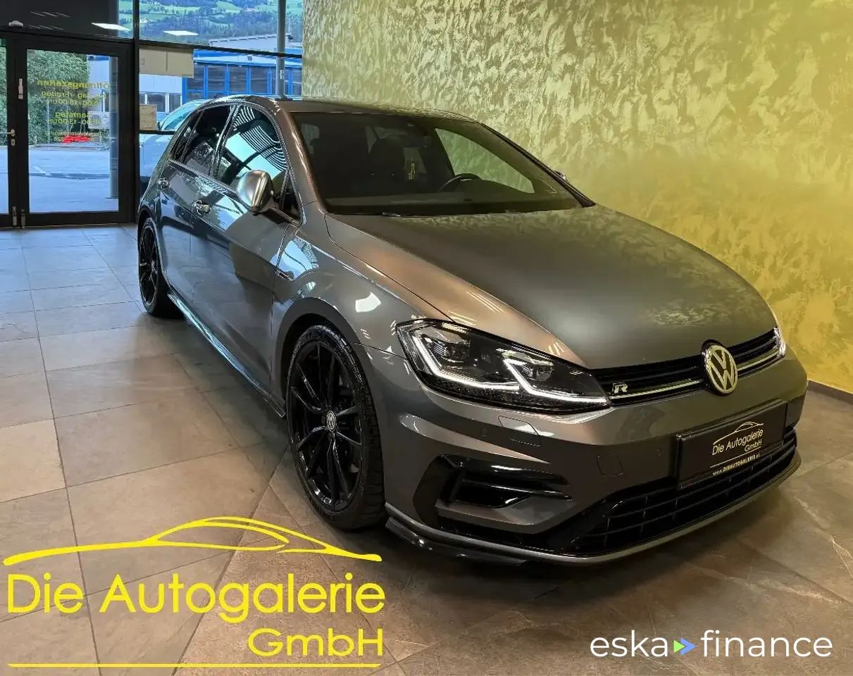 Lízing Hatchback Volkswagen GOLF R 2017