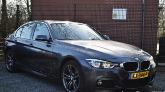 Lízing Sedan BMW 330 2016