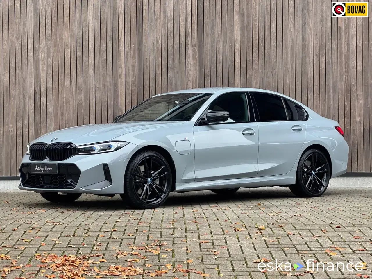 Leasing Sedan BMW 330 2024