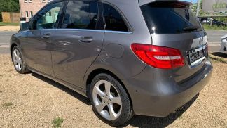 Lízing Hatchback MERCEDES B 200 2014
