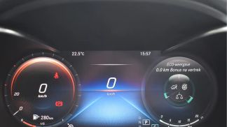 Lízing Sedan MERCEDES C 180 2021