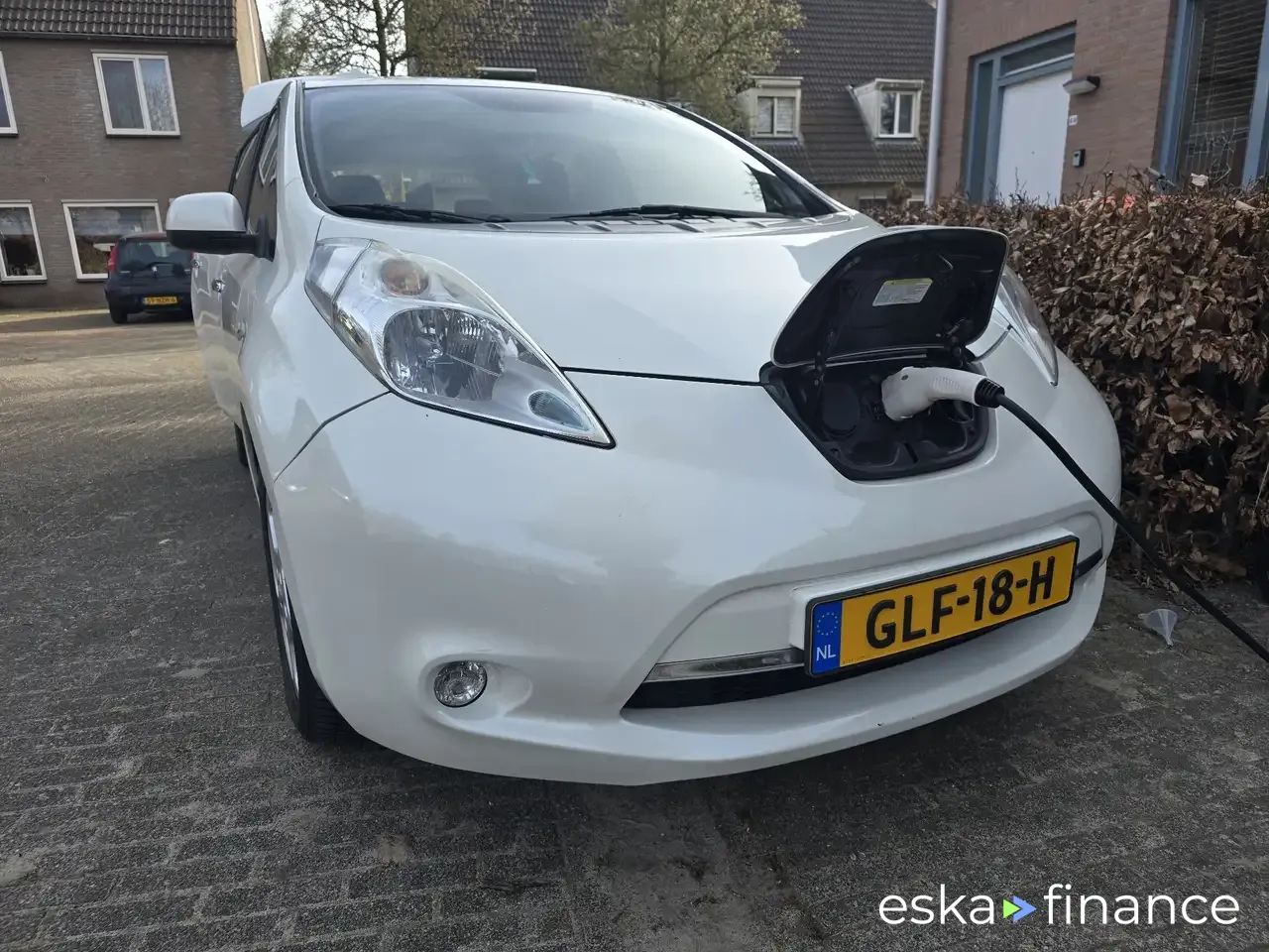 Leasing Sedan Nissan Leaf 2015