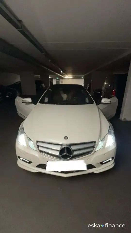 Lízing Kabriolet MERCEDES E 350 2010