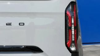 Leasing Hatchback Ford Tourneo Custom 2025