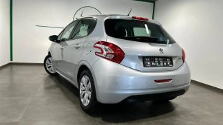 Lízing Sedan Peugeot 208 2015