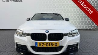Lízing Sedan BMW 330 2016