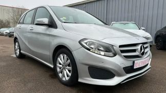 Lízing Hatchback MERCEDES B 200 2016