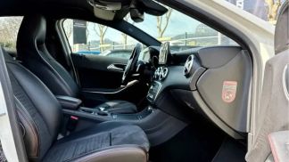 Lízing Sedan MERCEDES A 200 2015