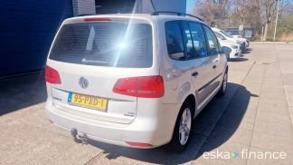 Lízing Hatchback Volkswagen Touran 2011