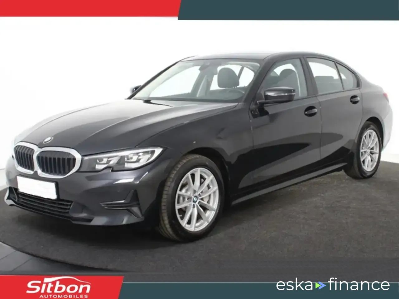 Financování Sedan BMW 320 2019