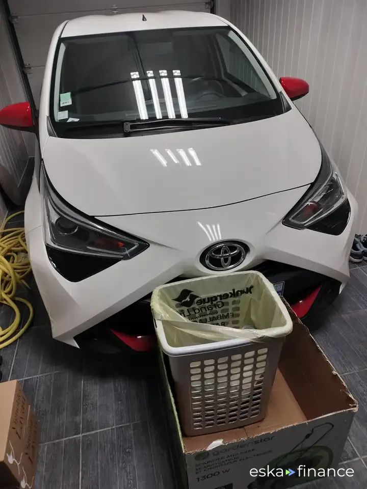 Finansowanie Sedan Toyota AYGO 2019