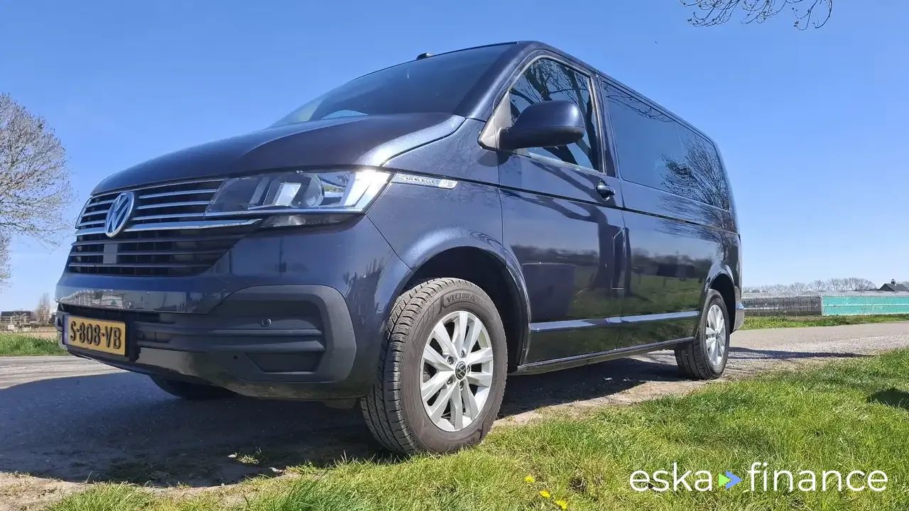 Lízing Hatchback Volkswagen T6 Caravelle 2021