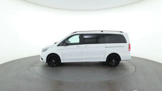 Lízing Hatchback MERCEDES V 300 2023