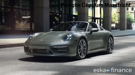 Porsche 992 2023