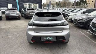 Leasing Sedan Peugeot 208 2024