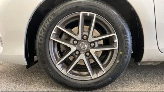 Leasing Sedan Toyota Auris 2014