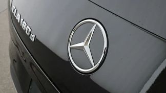 Financování Sedan MERCEDES CLA 180 2023