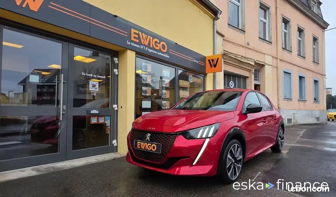 Leasing Hatchback Peugeot 208 2022