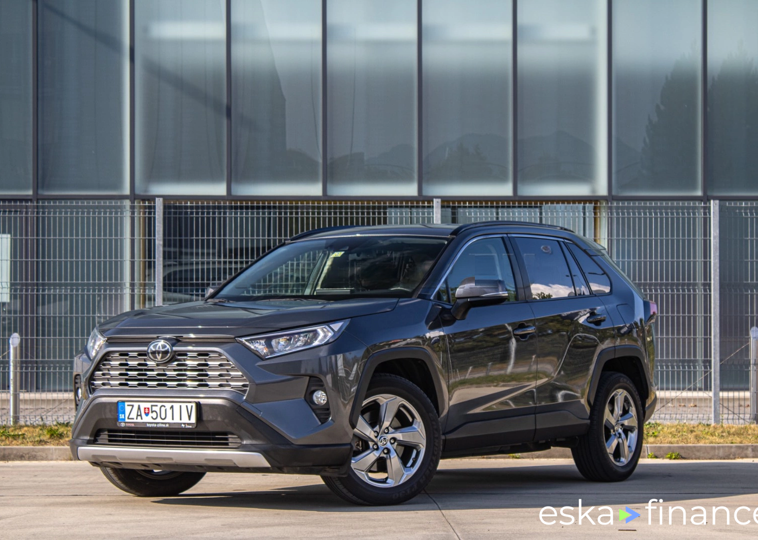 Leasing SUV Toyota RAV4 2020