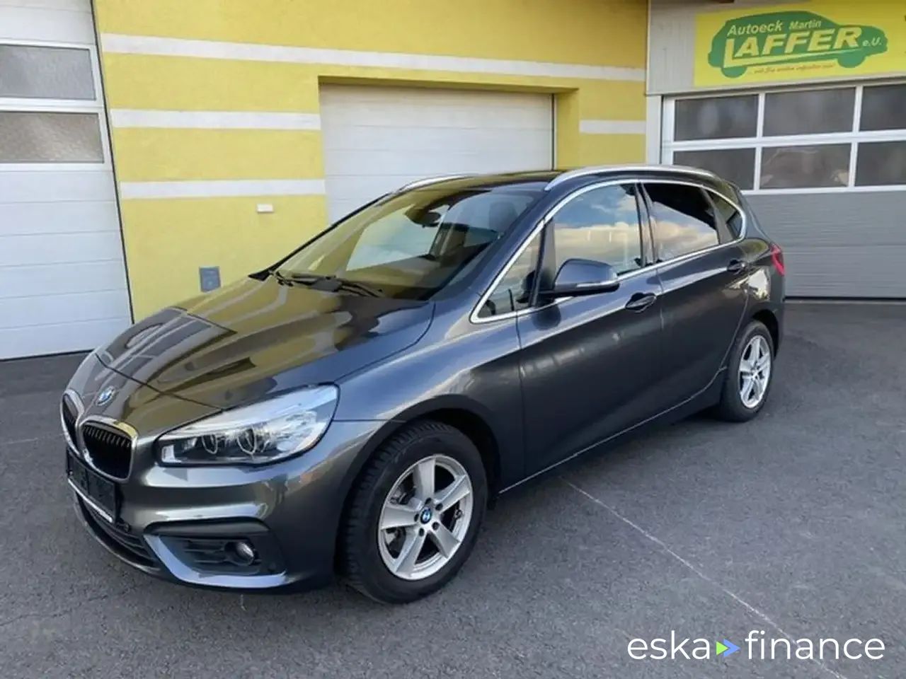Lízing Hatchback BMW 218 2015