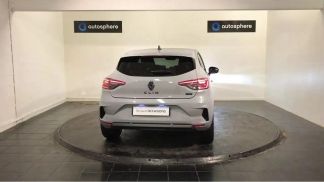 Financování Sedan Renault Clio 2024