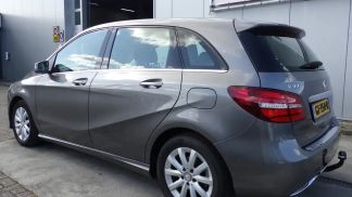 Leasing Hatchback MERCEDES B 180 2015