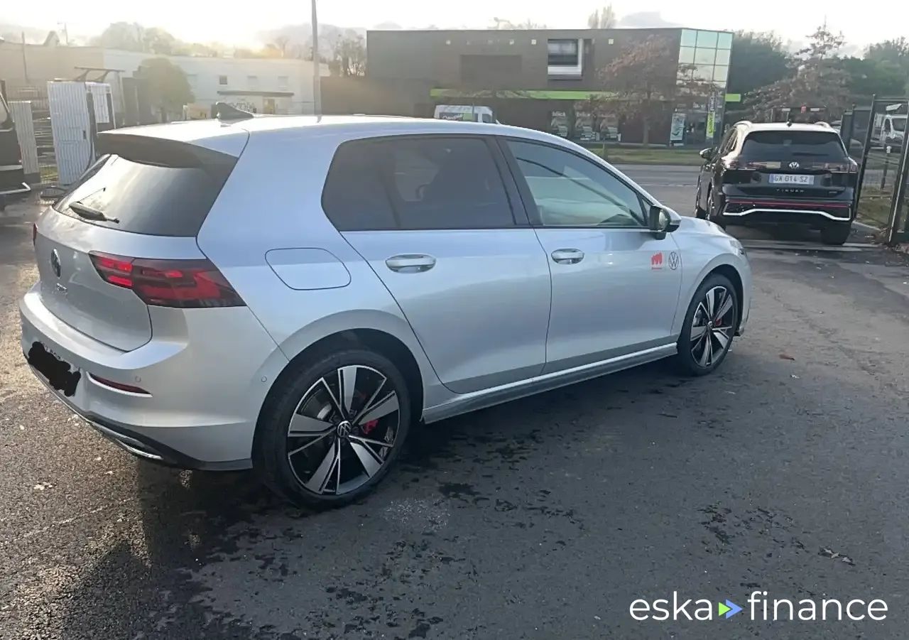 Leasing Sedan Volkswagen GOLF GTE 2023