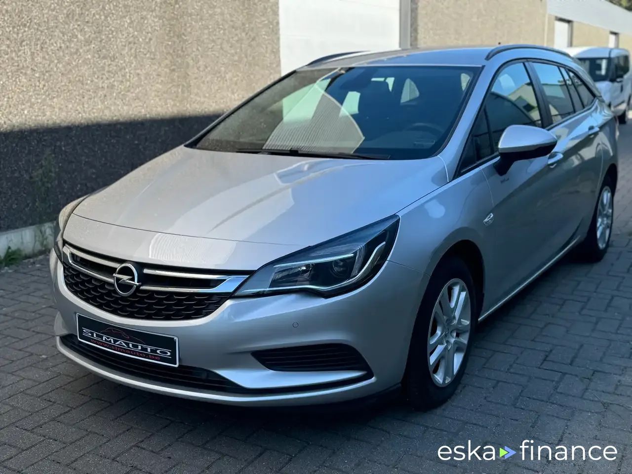 Lízing Kombi Opel Astra 2019