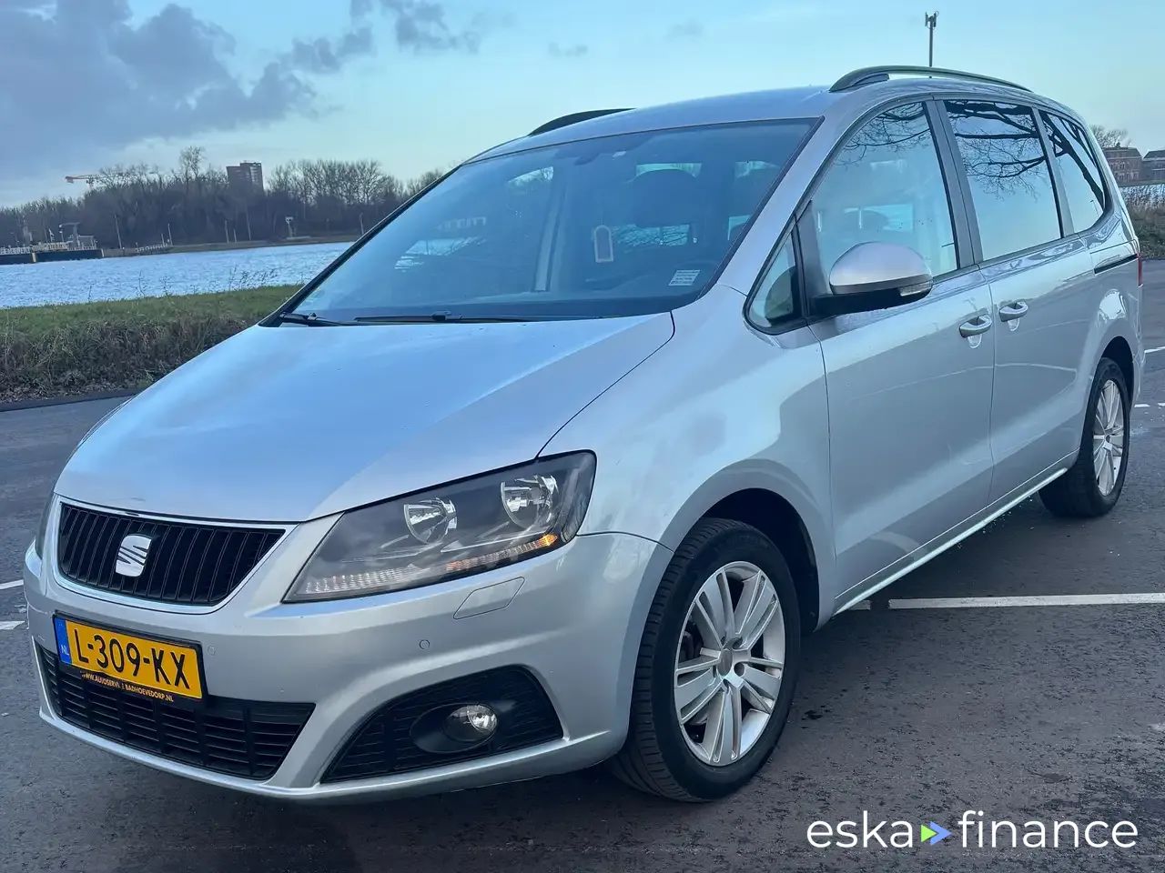 Financování Hatchback Seat Alhambra 2013