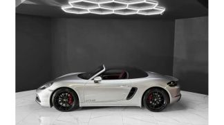 Finansowanie Zamienny Porsche 718 2023