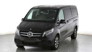 Financování Hatchback MERCEDES V 300 2023
