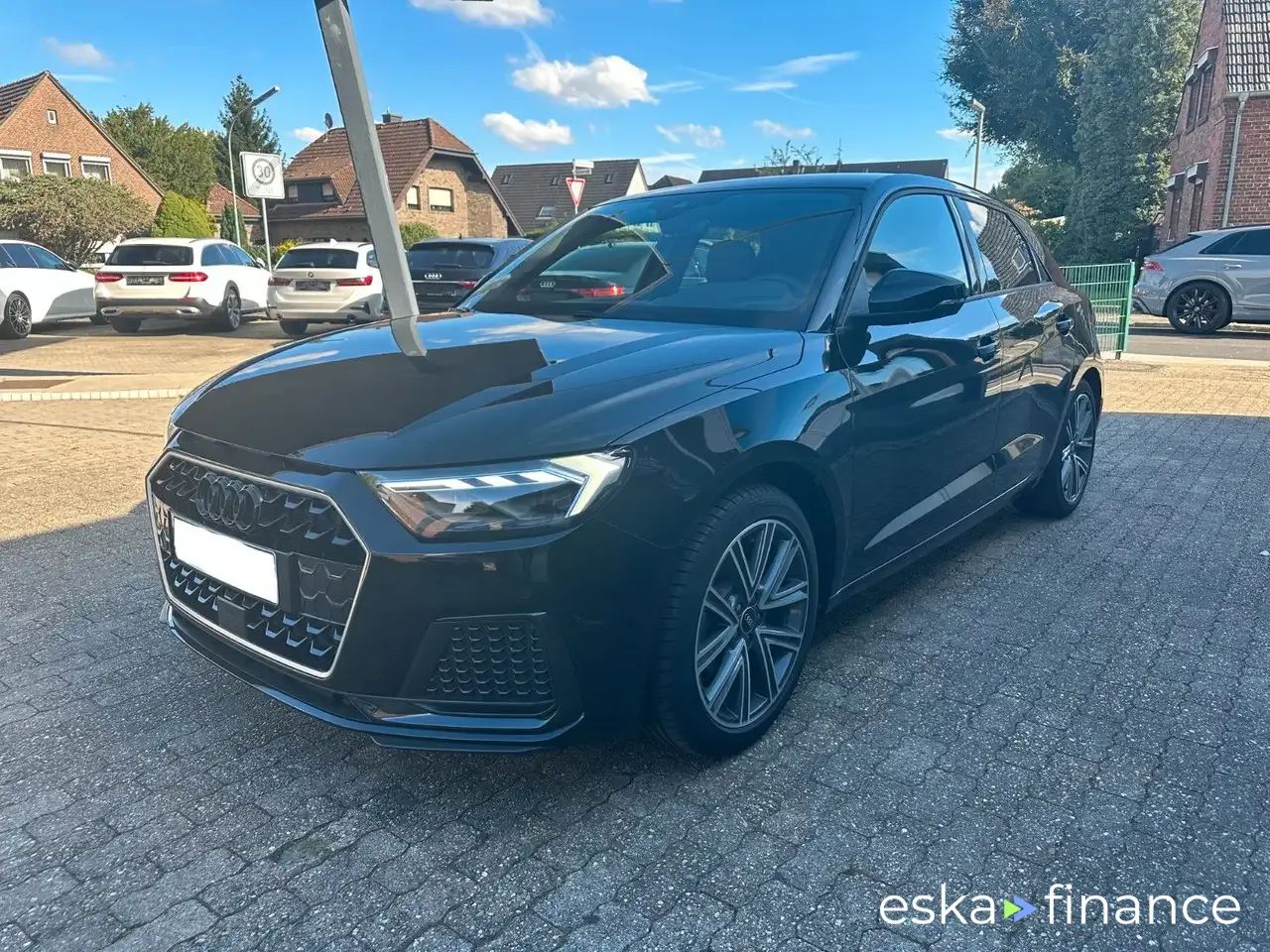 Hatchback Audi A1 2022