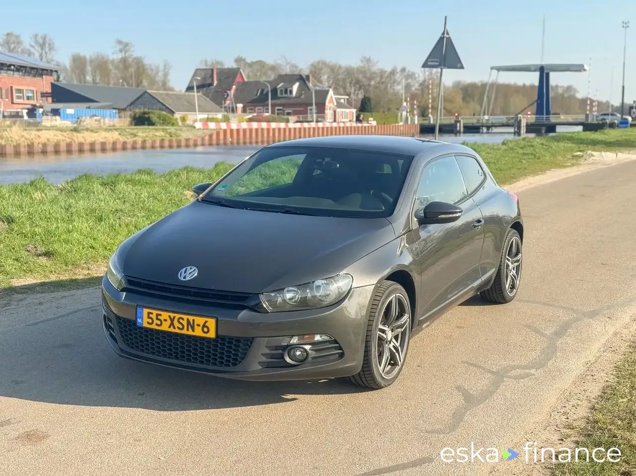 Financování Kupé Volkswagen Scirocco 2010