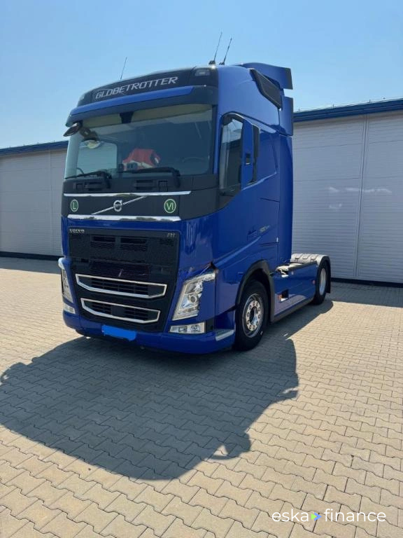 Finansowanie Ciągnik siodłowy Volvo FH 2020